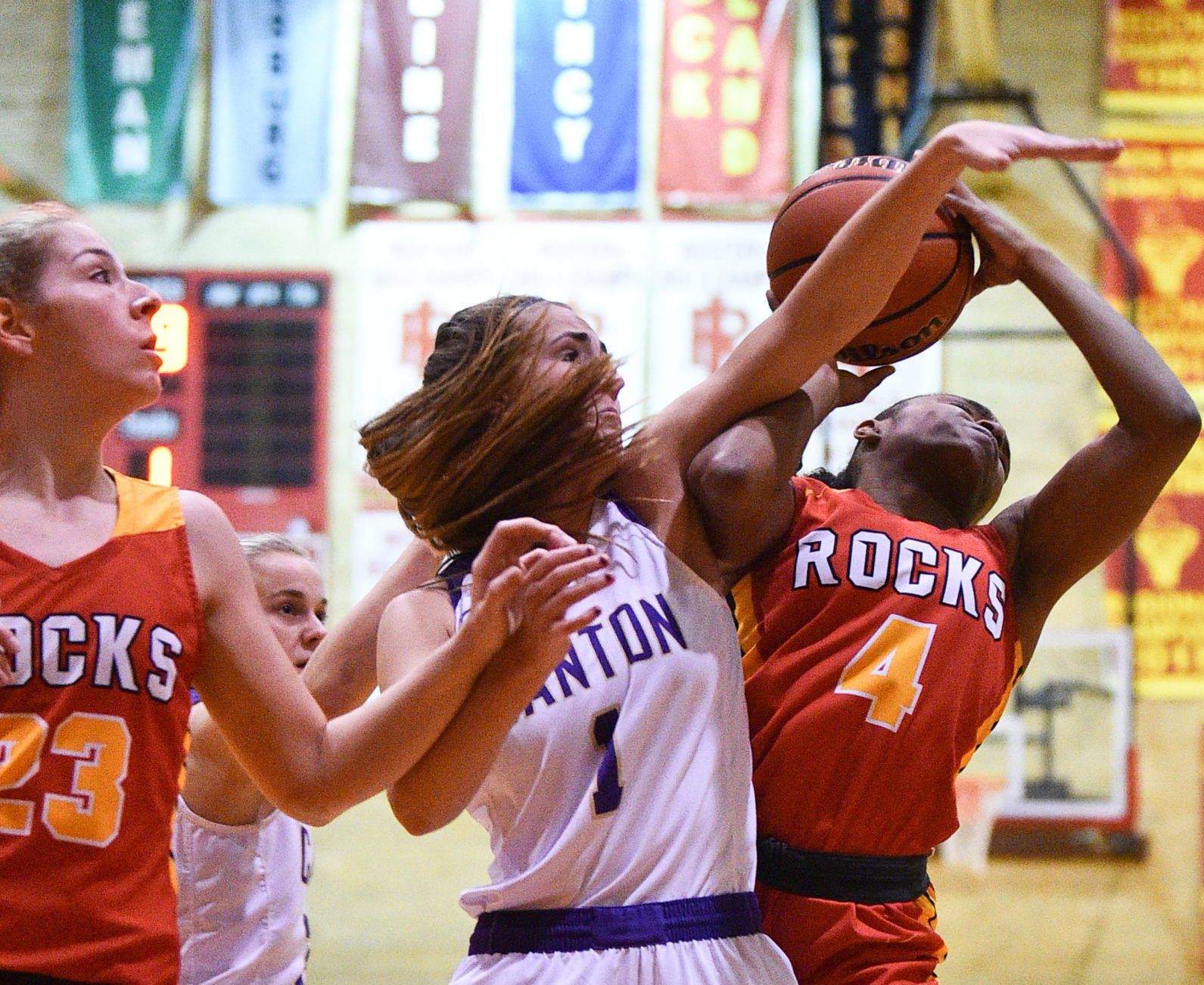 112919-mda-spt-rocky-hoops-041a.jpg